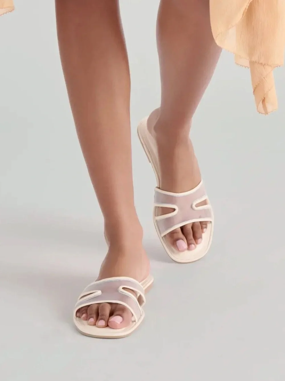 DOLCE VITA FLORI MESH OFF WHITE SLIDE SANDALS NWOT MINIMALIST RESORT CHIC SIZE 8